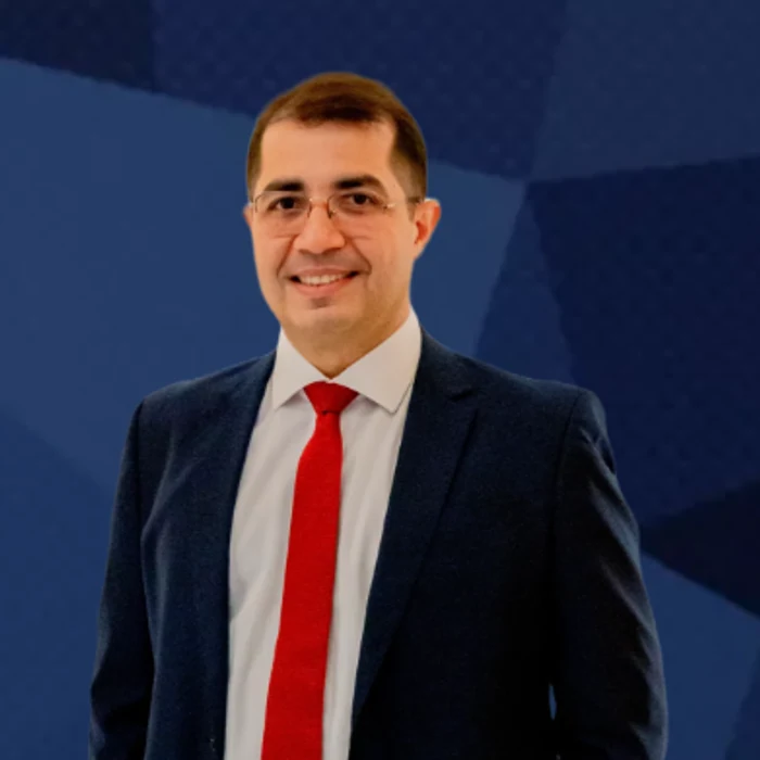 Dr. Jean Fialho